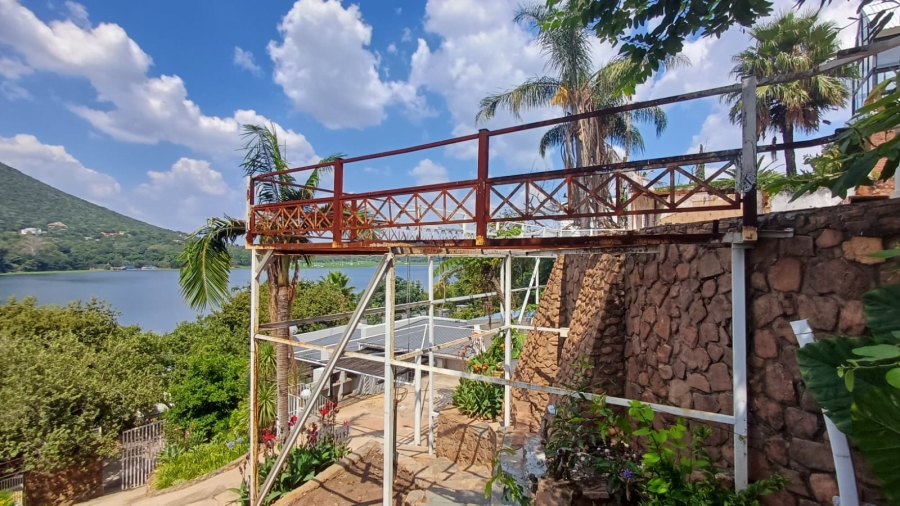 3 Bedroom Property for Sale in Kosmos North West